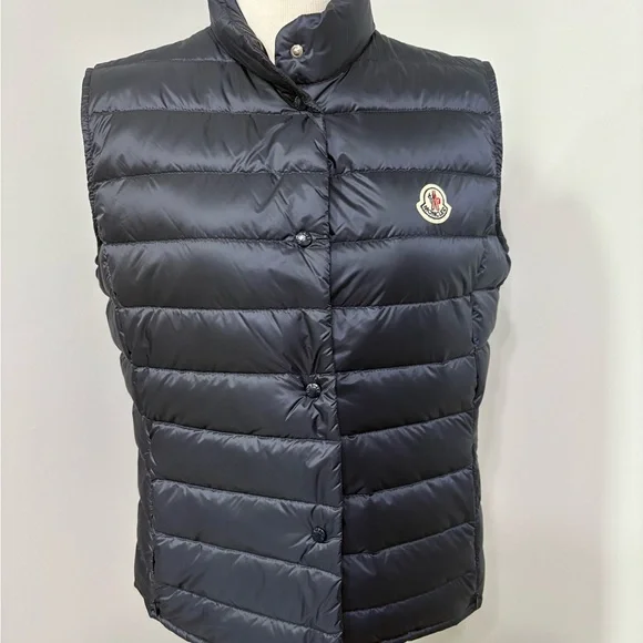 Moncler Navy Longue Saison Puffer Vest For Women — NWOT - Size 4 - Picture 2 of 8